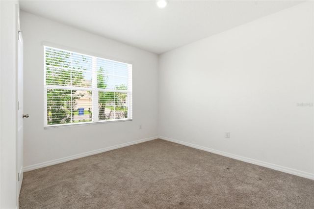 9014 FORGE BREEZE LOOP, Wesley Chapel, FL 33545