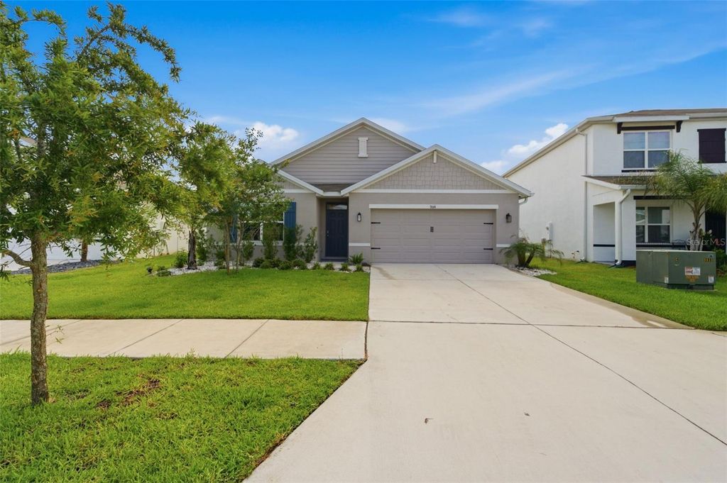 9014 FORGE BREEZE LOOP, Wesley Chapel, FL 33545