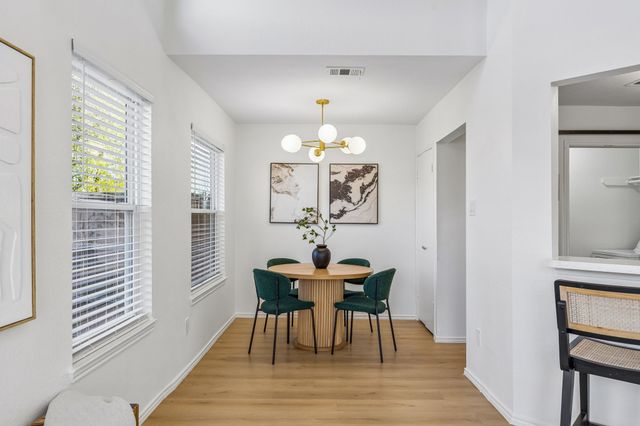 913 Azalia Drive, Lewisville, TX 75067