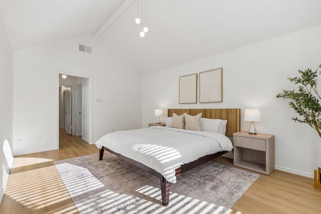 913 Azalia Drive, Lewisville, TX 75067