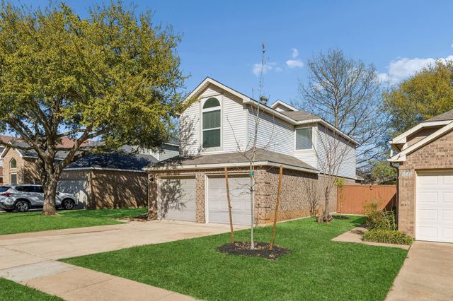 913 Azalia Drive, Lewisville, TX 75067