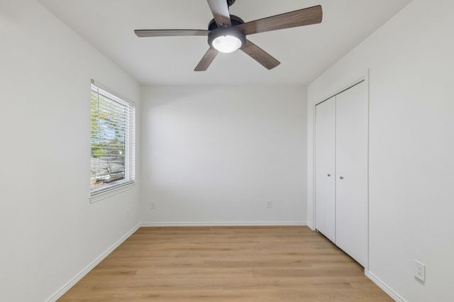 913 Azalia Drive, Lewisville, TX 75067