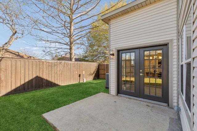 913 Azalia Drive, Lewisville, TX 75067