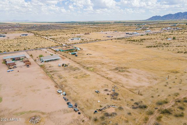 17538 N STONEBLUFF Road, Maricopa, AZ 85139