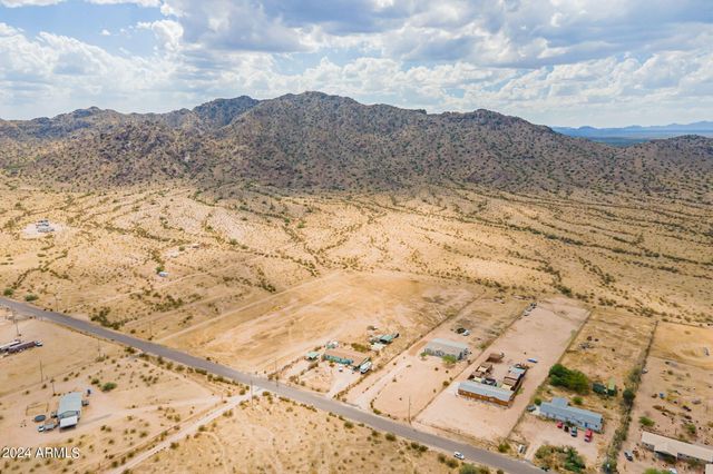 17538 N STONEBLUFF Road, Maricopa, AZ 85139