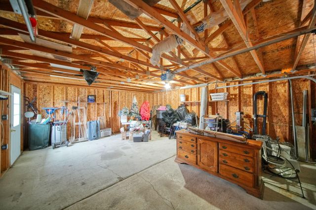 14581 Glenbeigh Lane, Cement City, MI 49233