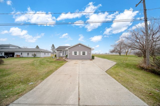 14581 Glenbeigh Lane, Cement City, MI 49233