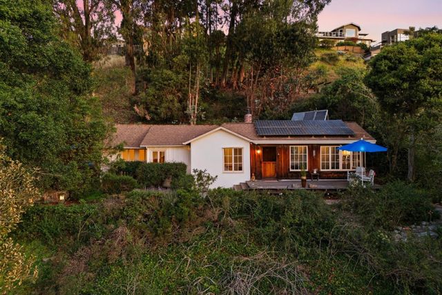 1520 Escalona Drive, Santa Cruz, CA 95060