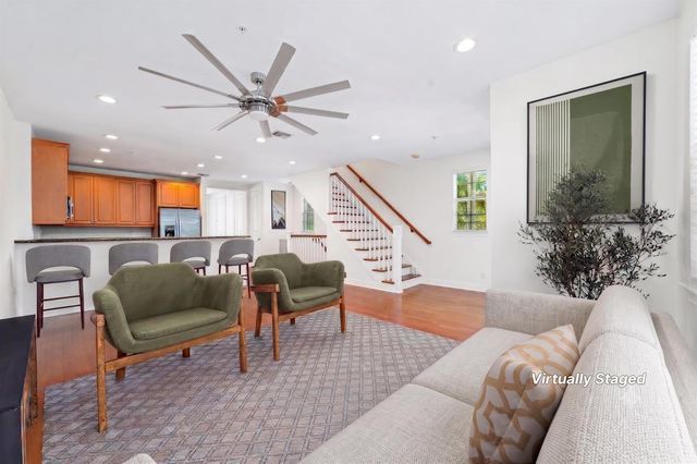1002 E Heritage Club Circle, Delray Beach, FL 33483