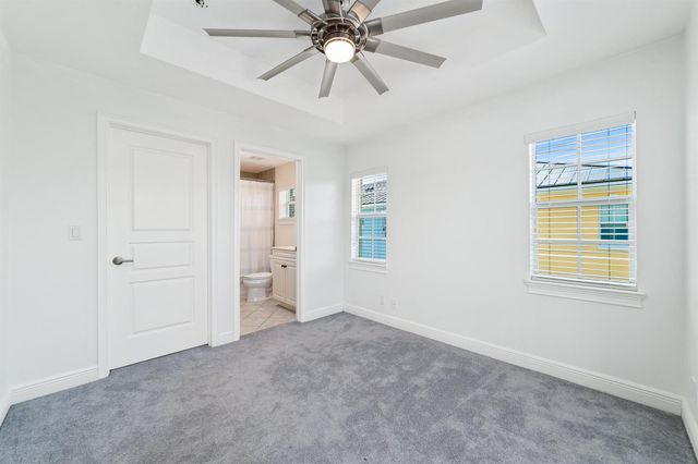 1002 E Heritage Club Circle, Delray Beach, FL 33483