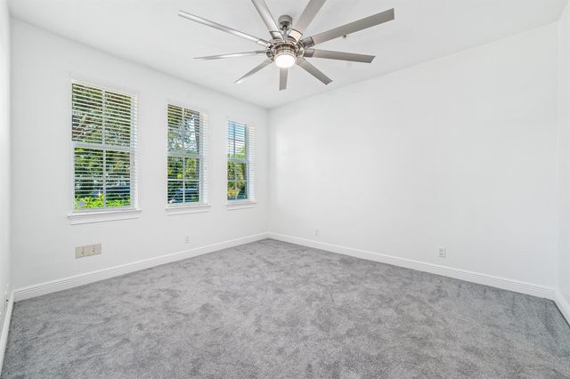 1002 E Heritage Club Circle, Delray Beach, FL 33483