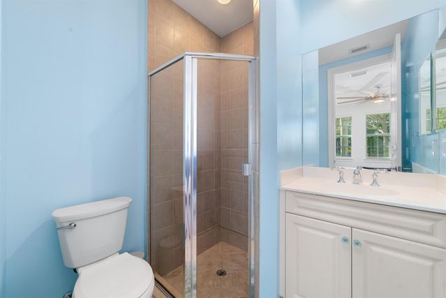1002 E Heritage Club Circle, Delray Beach, FL 33483