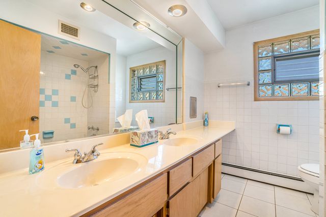 10036 S Kolin Avenue, Oak Lawn, IL 60453