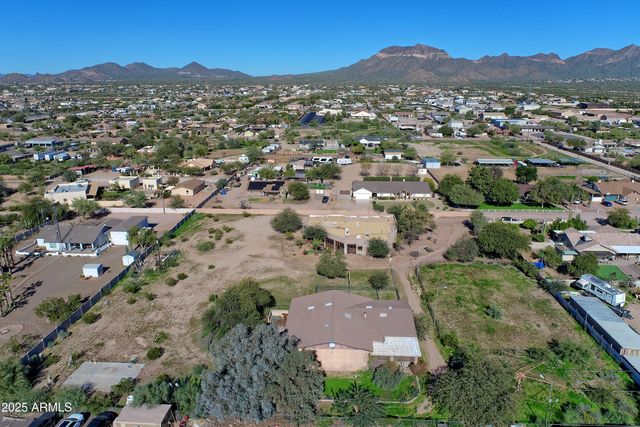 10517 E EVERGREEN Street, Mesa, AZ 85207