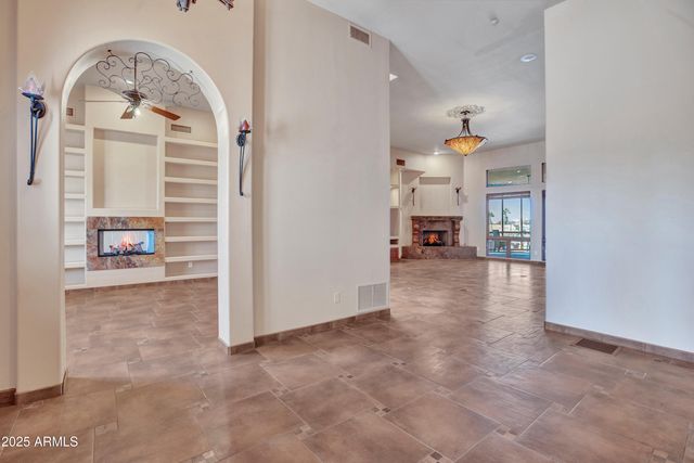 10517 E EVERGREEN Street, Mesa, AZ 85207