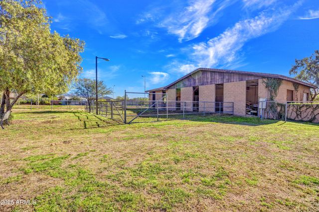 10517 E EVERGREEN Street, Mesa, AZ 85207