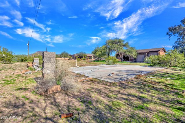 10517 E EVERGREEN Street, Mesa, AZ 85207