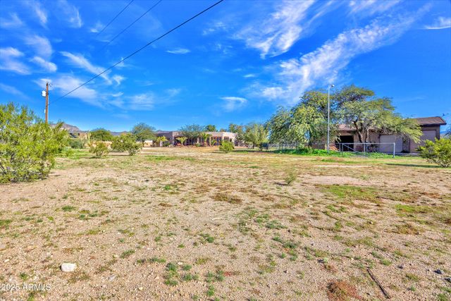 10517 E EVERGREEN Street, Mesa, AZ 85207