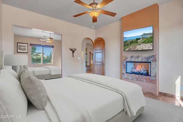 10517 E EVERGREEN Street, Mesa, AZ 85207