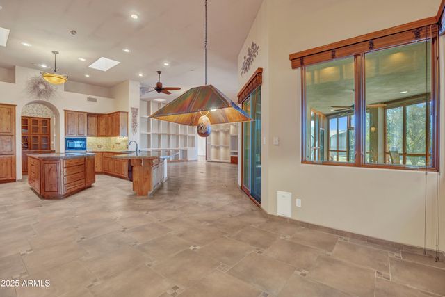 10517 E EVERGREEN Street, Mesa, AZ 85207