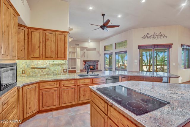 10517 E EVERGREEN Street, Mesa, AZ 85207