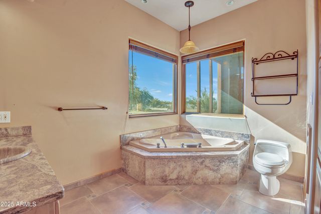 10517 E EVERGREEN Street, Mesa, AZ 85207