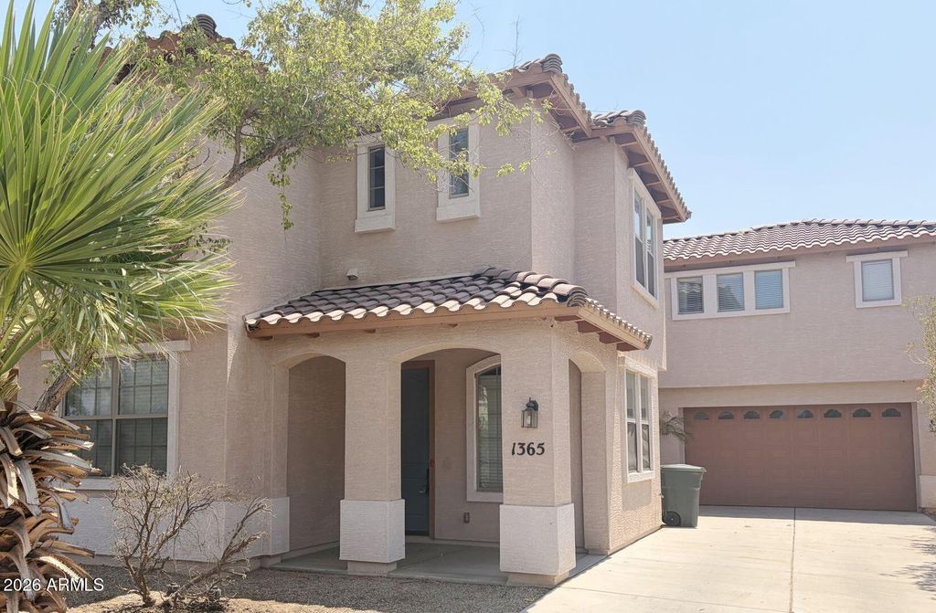 1365 E COLORADO Loop, Casa Grande, AZ 85122 — exterior