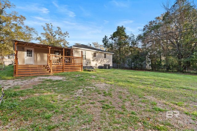 301 Azalea Circle, Mobile, AL 36608