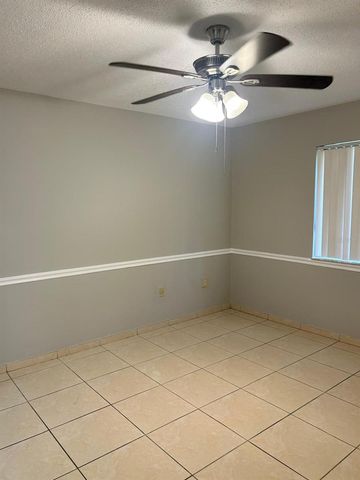 3298 SEMORAN BOULEVARD 14, Orlando, FL 32822