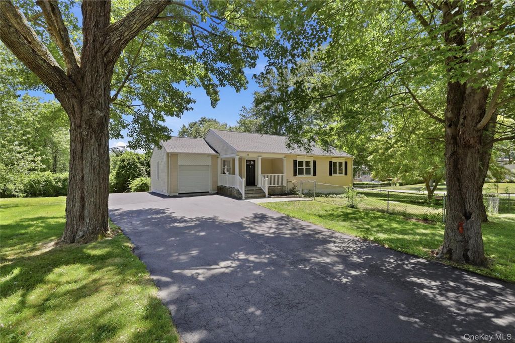 31 Larkspur Drive, Brewster, NY 10509