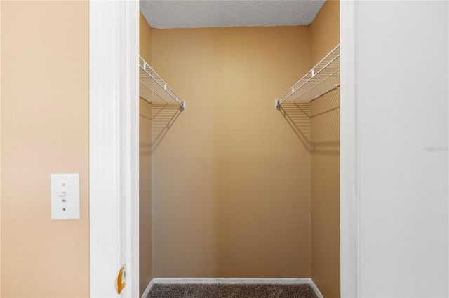 6210 VINTAGE DRIVE, Lakeland, FL 33809