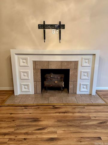 7704 Dollarway Road, White Hall, AR 71602