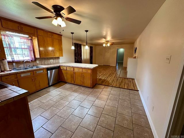 7704 Dollarway Road, White Hall, AR 71602