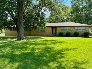 7704 Dollarway Road, White Hall, AR 71602