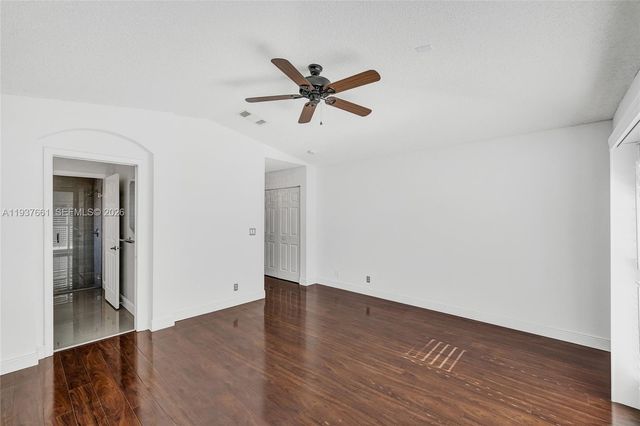 20840 NW 14th St, Pembroke Pines, FL 33029