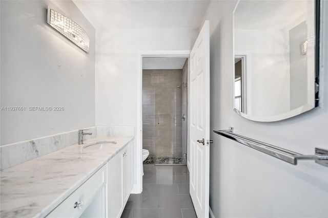 20840 NW 14th St, Pembroke Pines, FL 33029