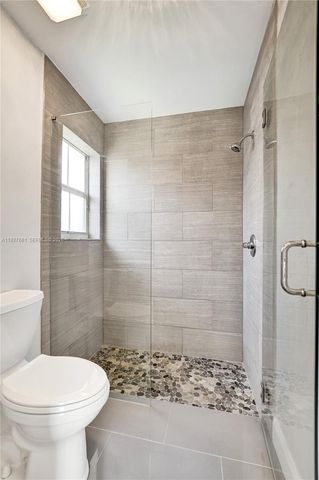 20840 NW 14th St, Pembroke Pines, FL 33029