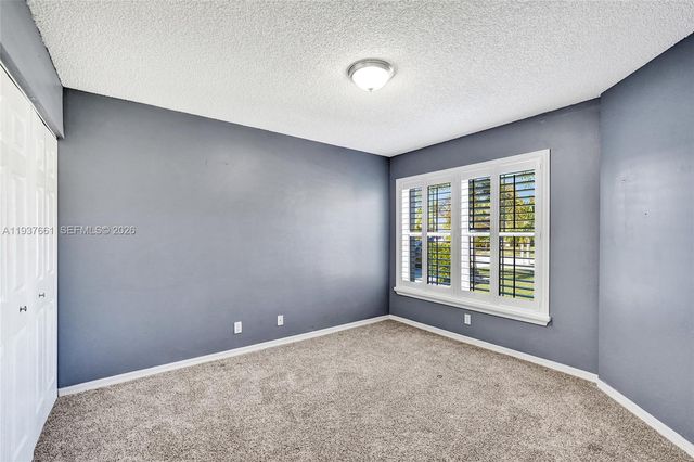 20840 NW 14th St, Pembroke Pines, FL 33029