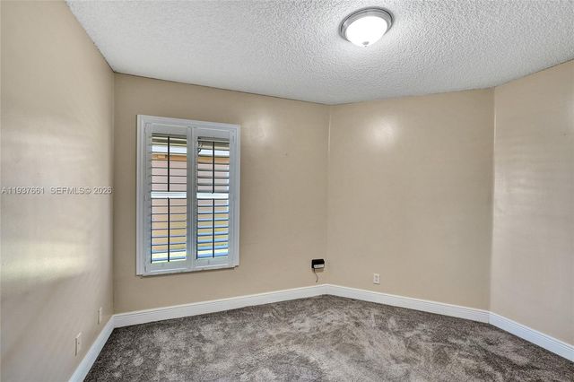 20840 NW 14th St, Pembroke Pines, FL 33029