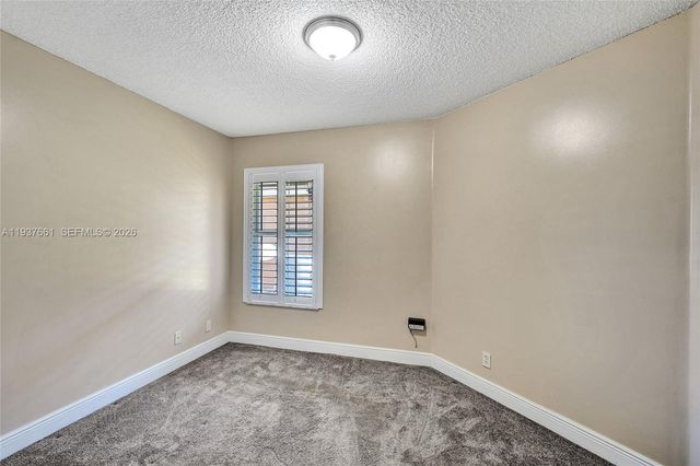 20840 NW 14th St, Pembroke Pines, FL 33029