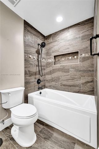 20840 NW 14th St, Pembroke Pines, FL 33029