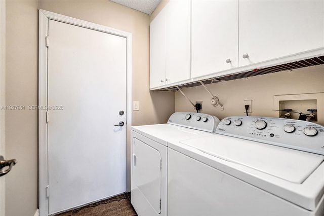 20840 NW 14th St, Pembroke Pines, FL 33029