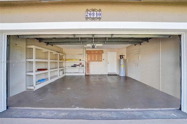 20840 NW 14th St, Pembroke Pines, FL 33029