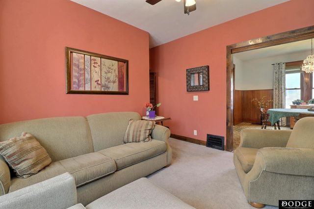 643 W Military Avenue, Fremont, NE 68025