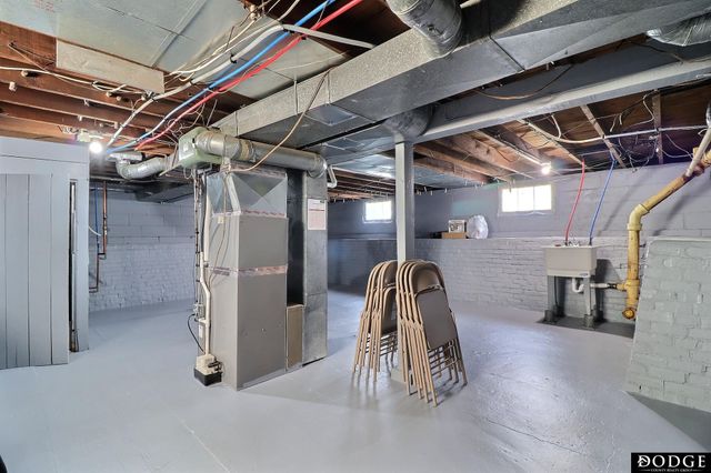 643 W Military Avenue, Fremont, NE 68025