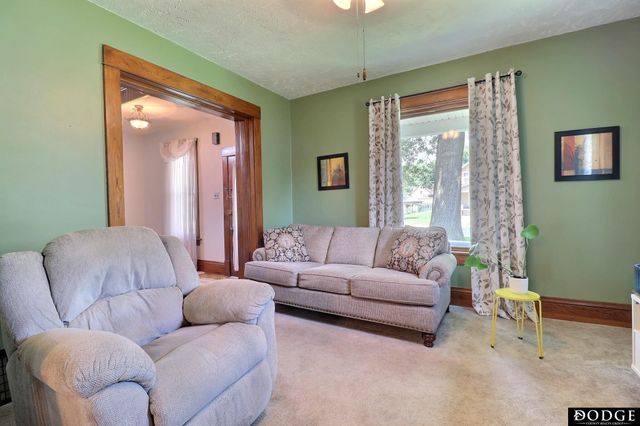 643 W Military Avenue, Fremont, NE 68025