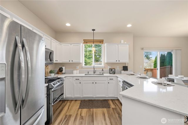 22548 SE 268th Place, Maple Valley, WA 98038