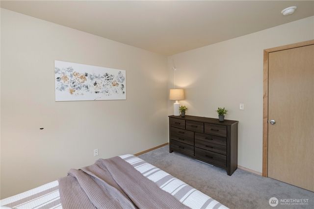 22548 SE 268th Place, Maple Valley, WA 98038