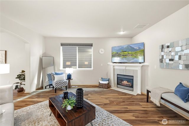 22548 SE 268th Place, Maple Valley, WA 98038