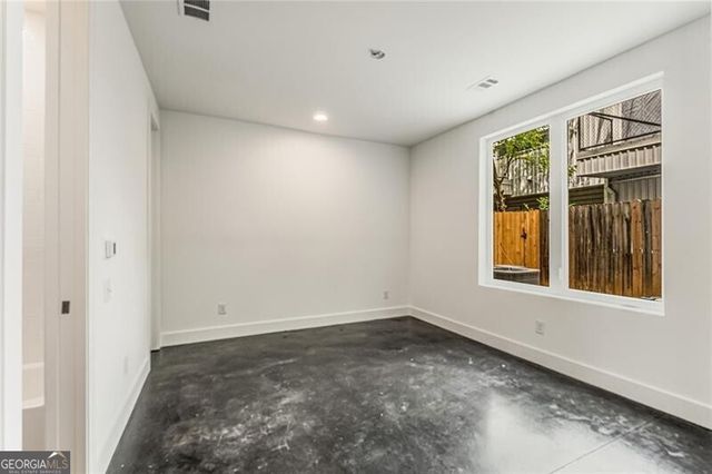 241 Maynard Terrace SE 21, Atlanta, GA 30316